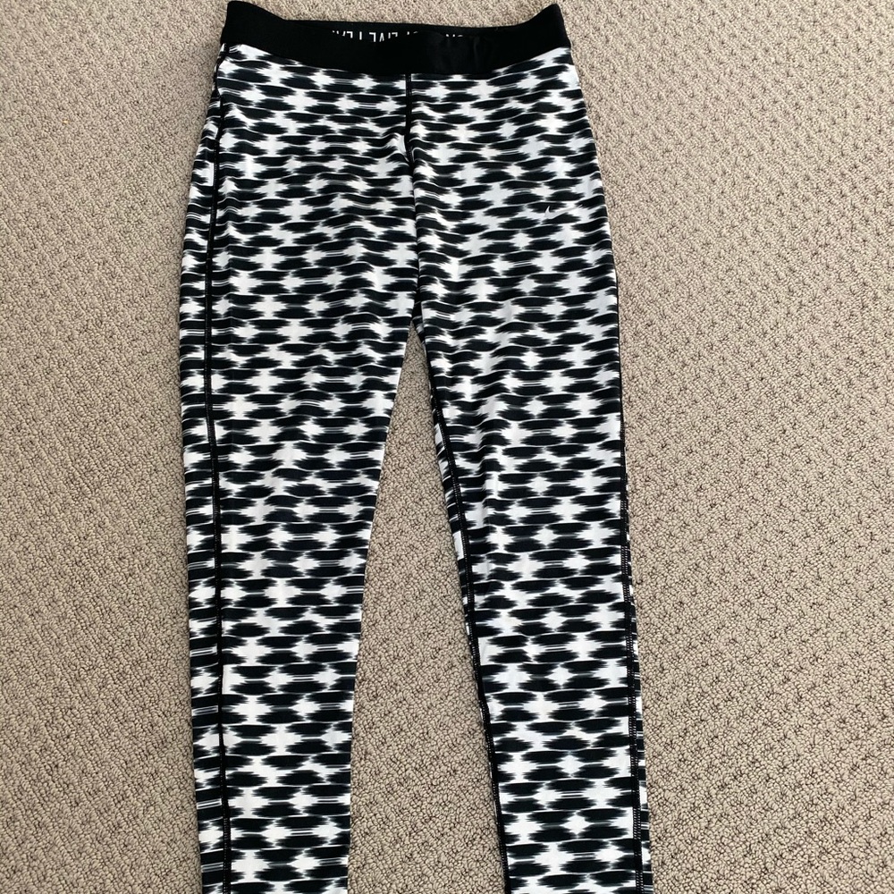 Nike leggings - black and white